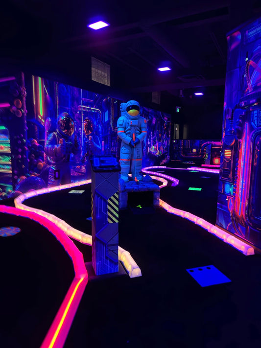 MINI-GOLF INTERIEUR FLUORESCENT (ENFANT)